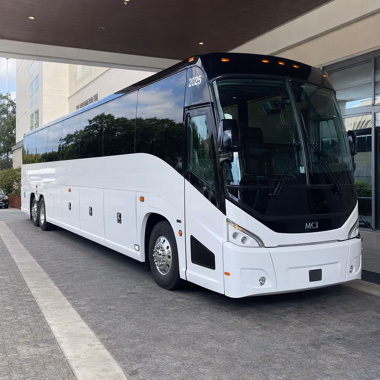 sacramento 54 passenger charter bus