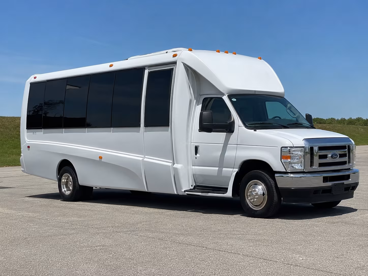 sacramento wedding transportation for ceremonies at historic and landmark venues